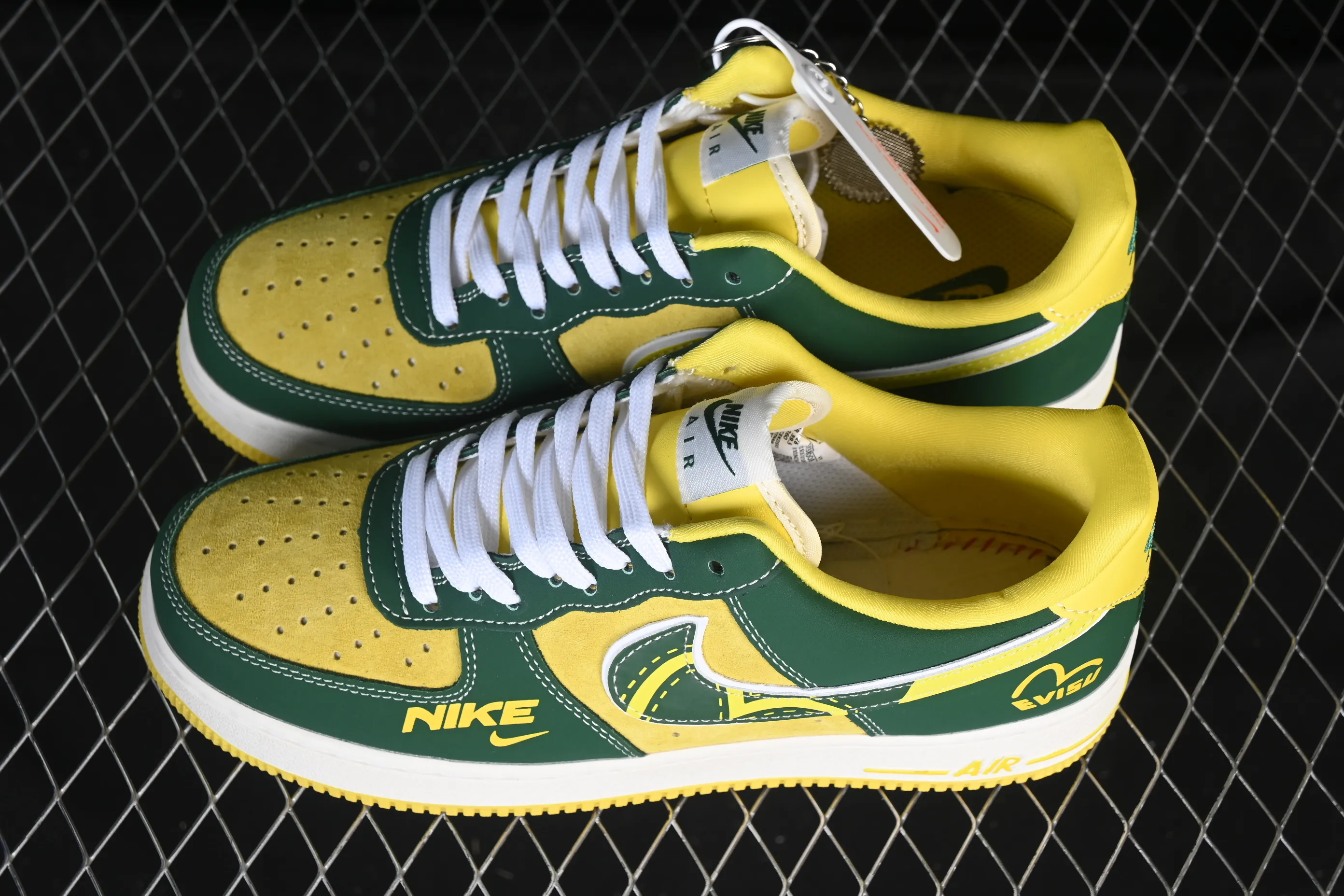 All categories Nk Air Force 1 Air Force series Nk Air Force 1 Low Air Force low-top Nike Air Force 1'07 Low grass green yellow Air Force 1 low-top casual sneakers SY1388-008